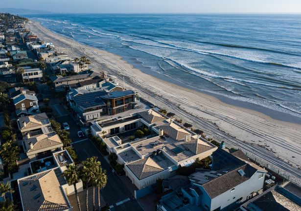 Jų pirkimas „Del Mar“ vandenyno pakrantėje iki šiol yra antras pagal dydį namo pardavimas San Diego grafystės istorijoje