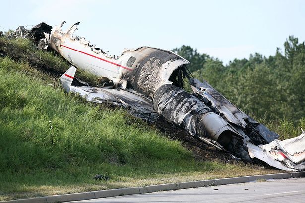 Травис Баркер био је један од само два преживела авионске несреће 2008
