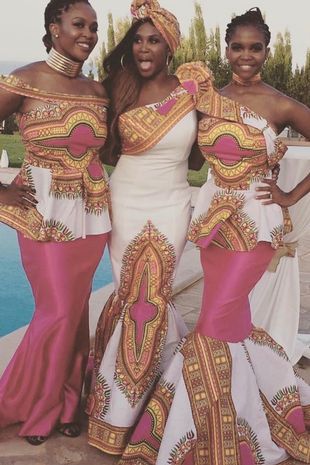 Tancujúce sestry Motsi, Phemelo a Oti Mabuse (vpravo)
