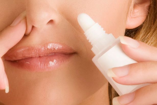 L'ús d'un aerosol nasal pot ajudar