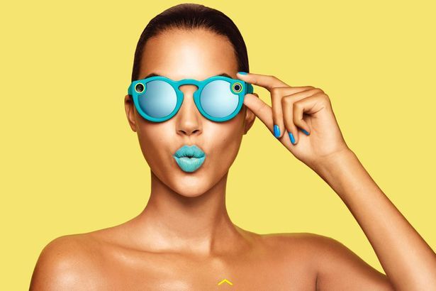 Snapchat מציגה משקפי היי-טק
