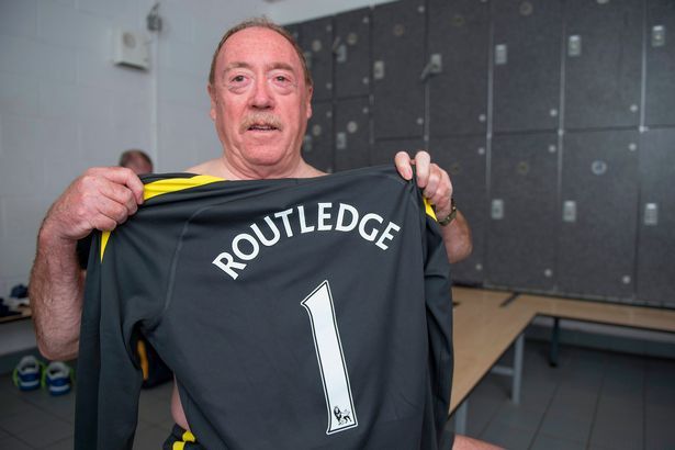 Paul Routledge com sua camisa